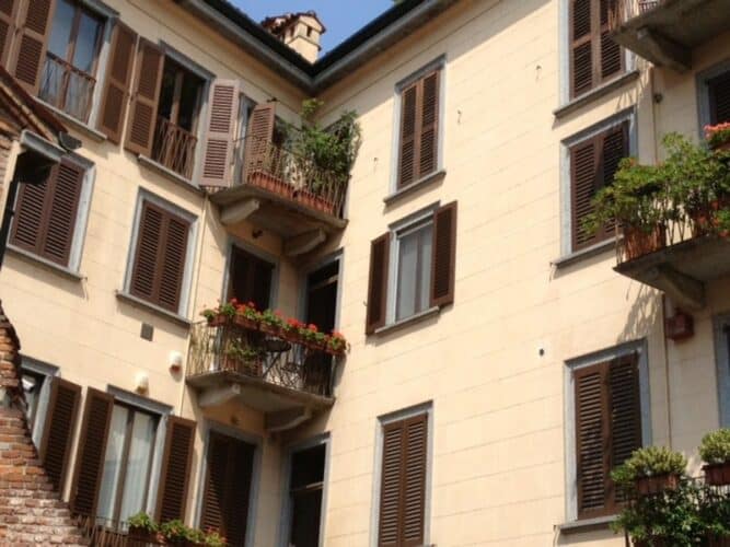 Milano- Appartamento Zona Carrobbio – 5 Vie